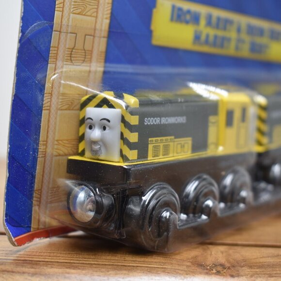 Iron Arry & Iron Bert Sodor Fisher Price Thomas & Friends Wooden Railway New - Picture 2 of 9